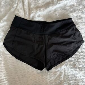lululemon speed shorts 2.5